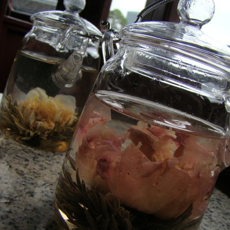 After a couple of minutes the flowers inside emerge as the centerpiece