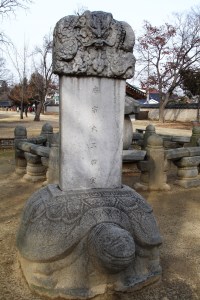 Exploring the buildings of Jeonju, South Korea