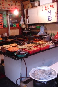 Exploring the buildings of Jeonju, South Korea