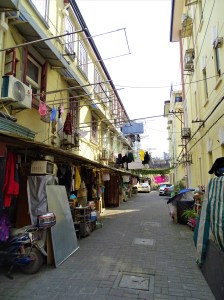 Gritty Alleyways of Yuyuan