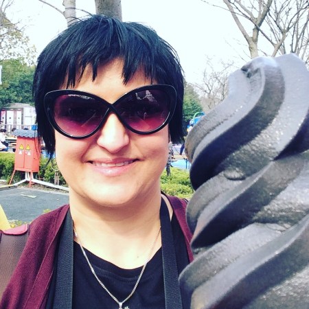 10 Tips for Dining Solo while Travelling