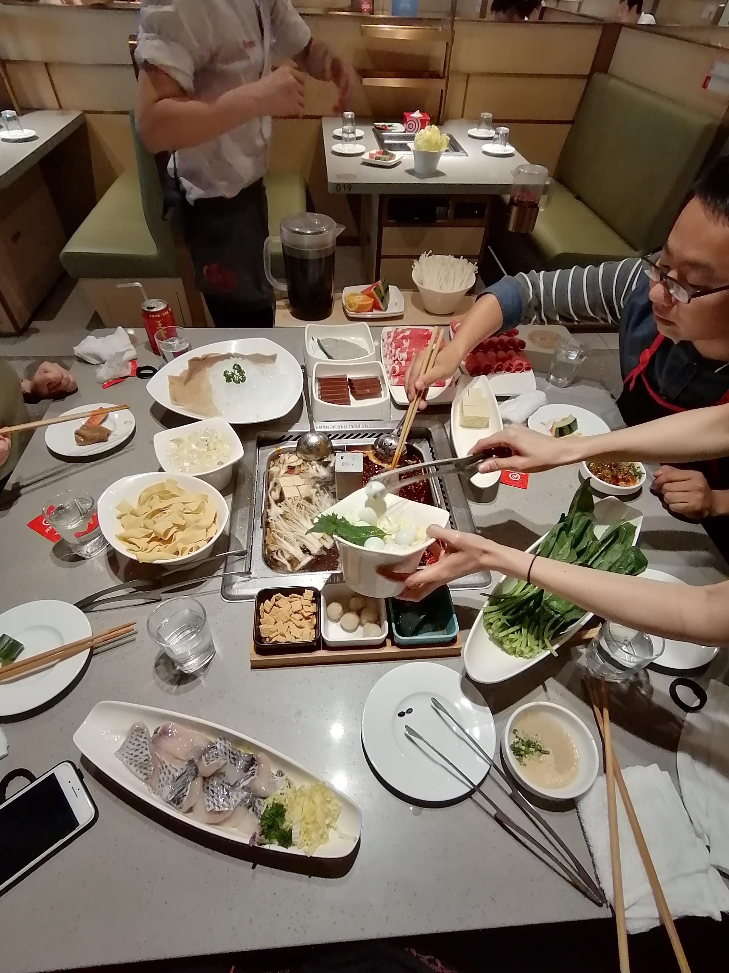 5 Reasons to eat Hotpot in Shanghai