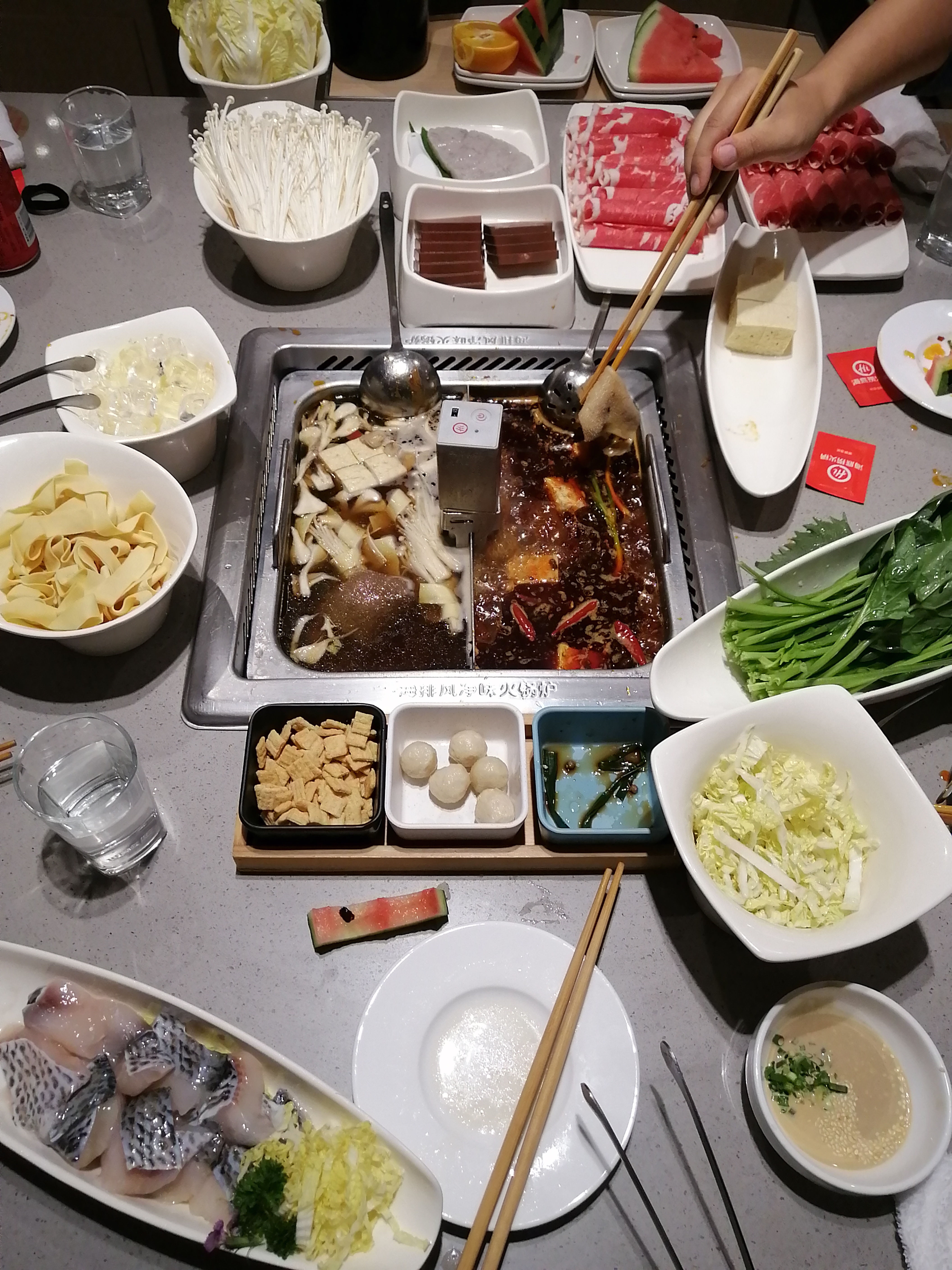 5 Reasons to eat Hotpot in Shanghai